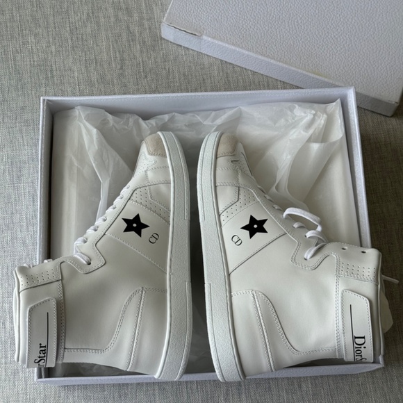 Christian Dior Women NIB Dior Star white Calfskin and Suede High Top Sneakers